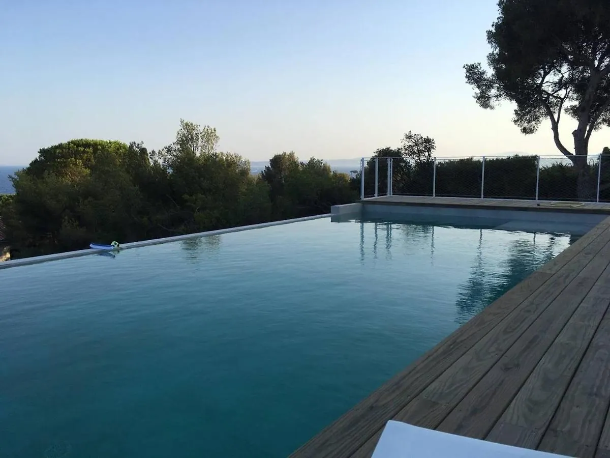 Villa Californienne Avec Piscine Privee Et Climatisation - Fr-1-768-37 Les Issambres